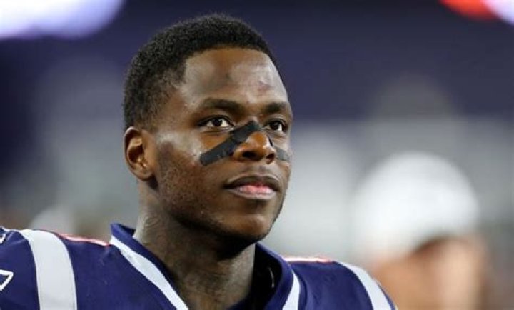 Know About Josh Gordon; Patriots, Instagram, Twitter, College, Dating, Height