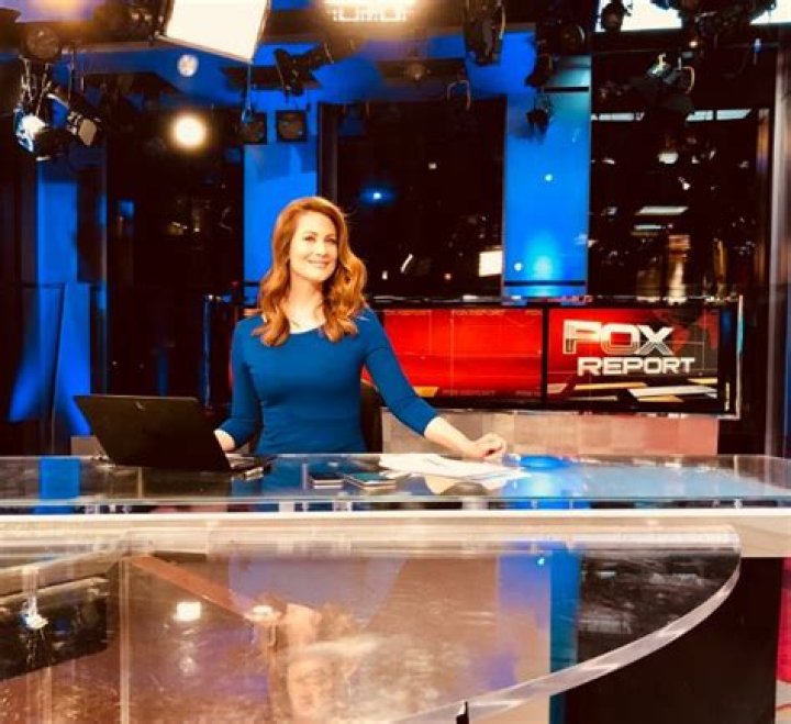 Know About Molly Line; Fox News, Net Worth, Husband, Age