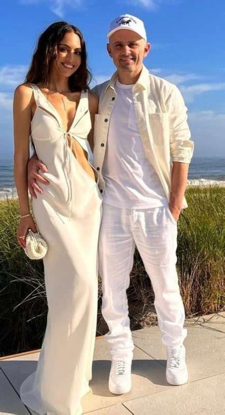 Mona Vand Age, Height, Wikipedia, Biography, Boyfriend, Gary Vaynerchuk, Net Worth