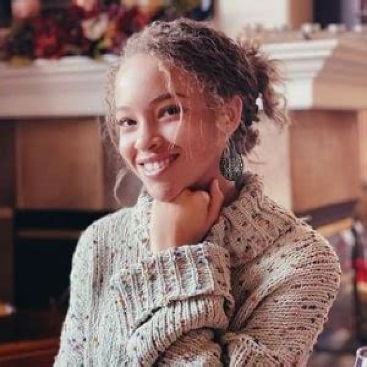 Shelby Simmons Wiki; Age, Parents, Height, Nationality, Dating, Facts